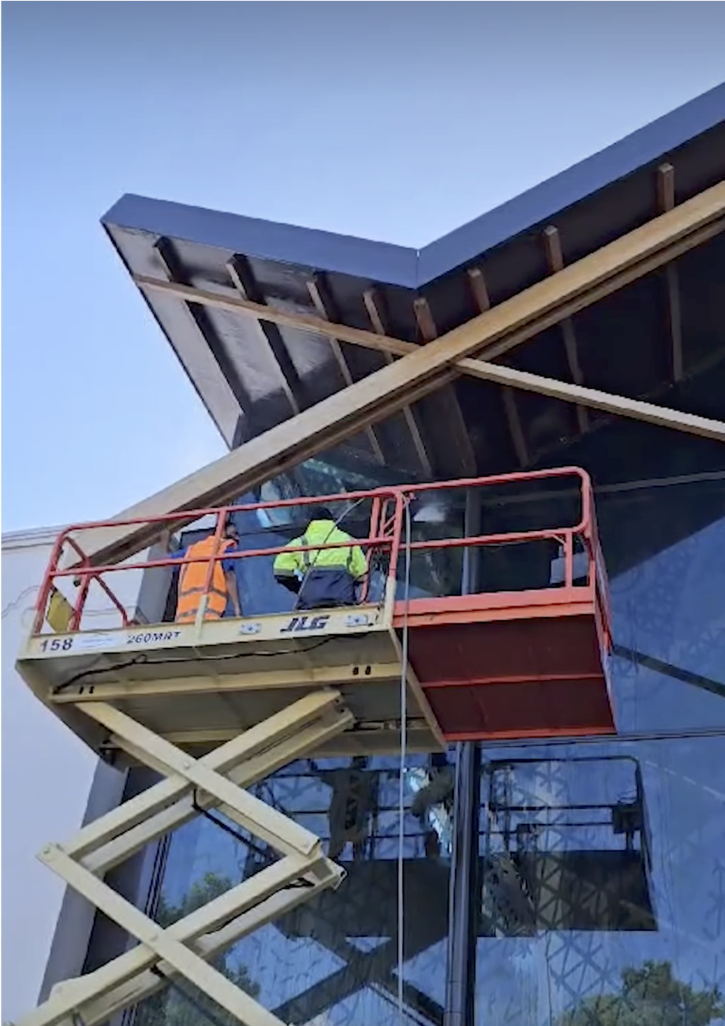 Wash Mate team member